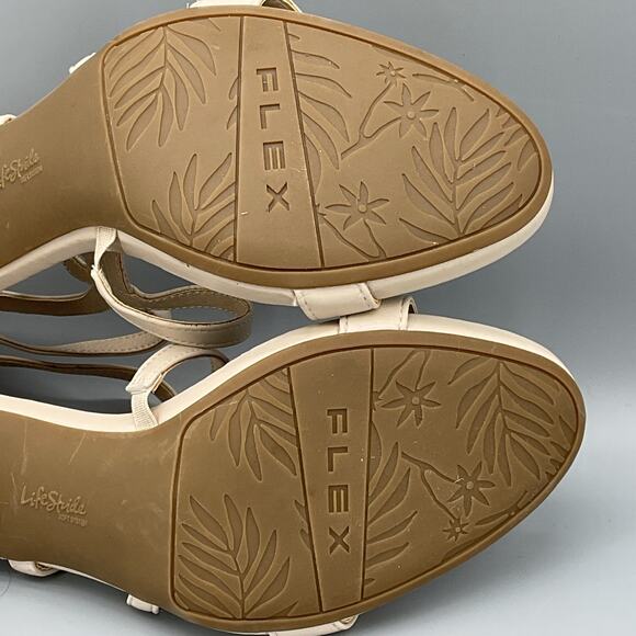 NEW Lifestride Women’s Masquerade Heels Beige Size 11M - Picture 10 of 10